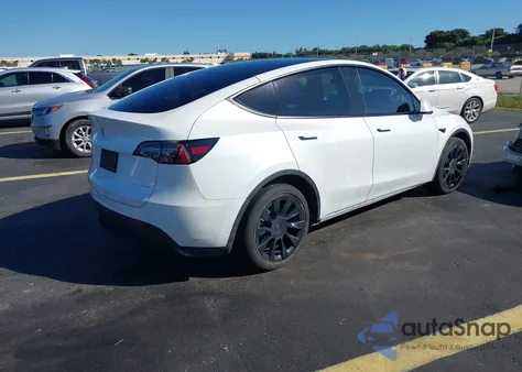 2022 Tesla Model Y Long Range Dual Motor All-Wheel Drive из США, поврежденный, VIN 7SAYGDEE2NF385647
